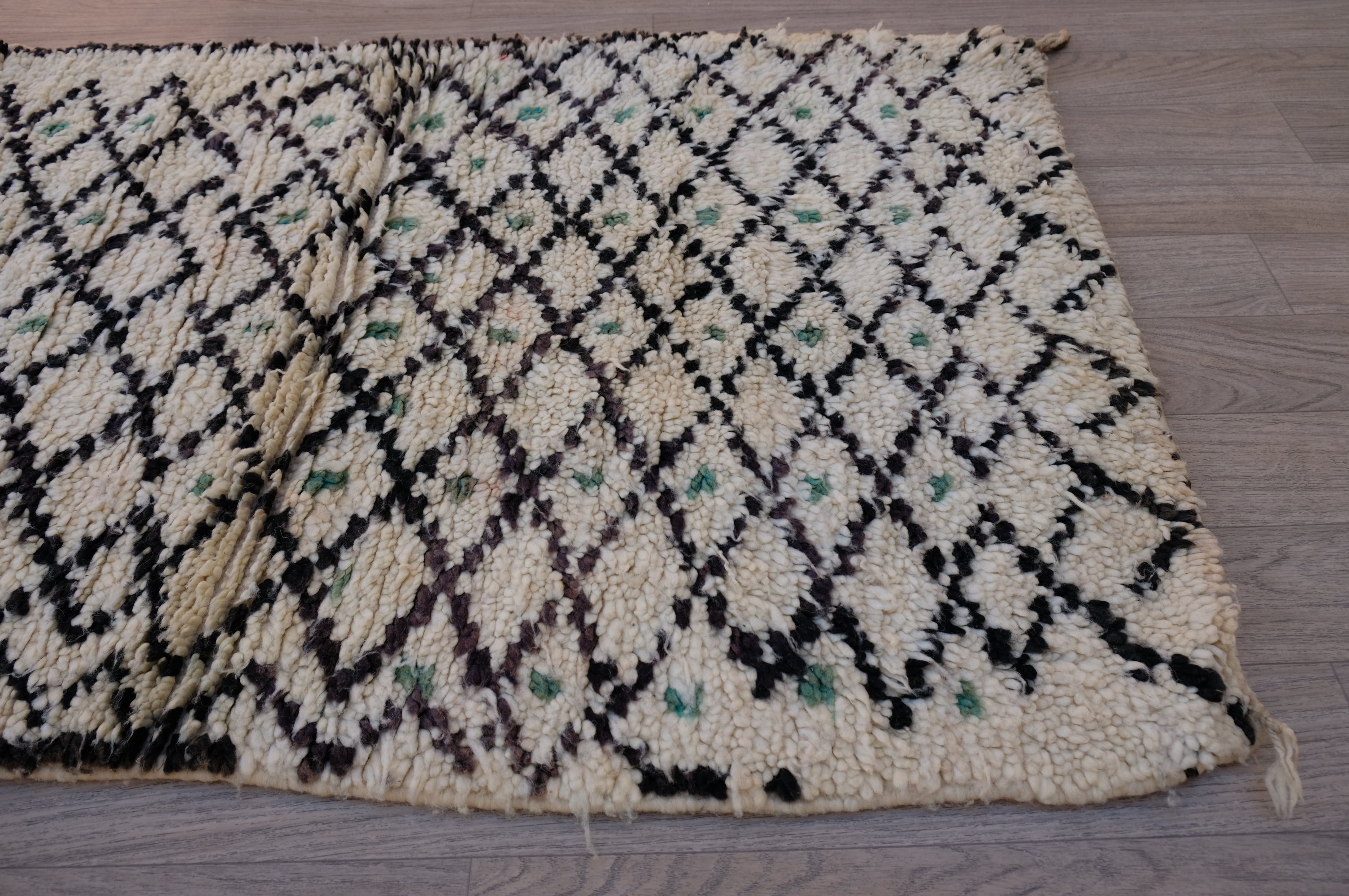 Azilal Moroccan Rug - 3'5'' x 7'10" - AZ102