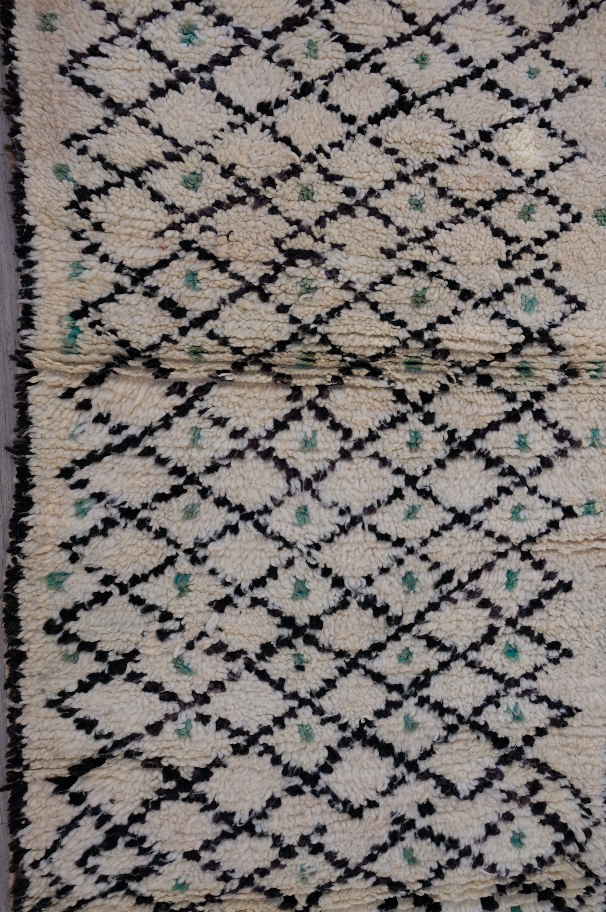 Azilal Moroccan Rug - 3'5'' x 7'10" - AZ102