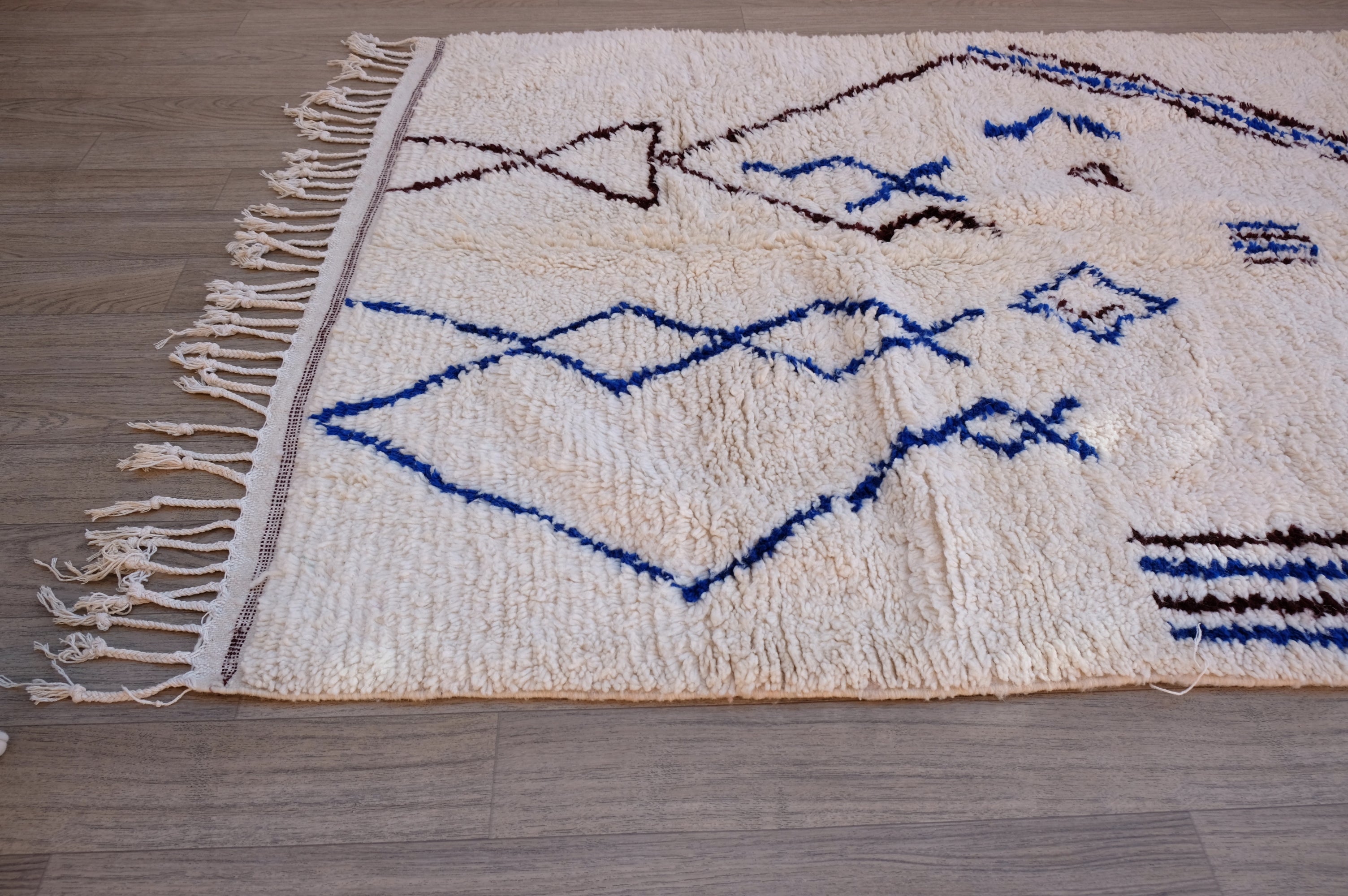 Azilal Moroccan Rug - 4'11'' x 9' - AZ120