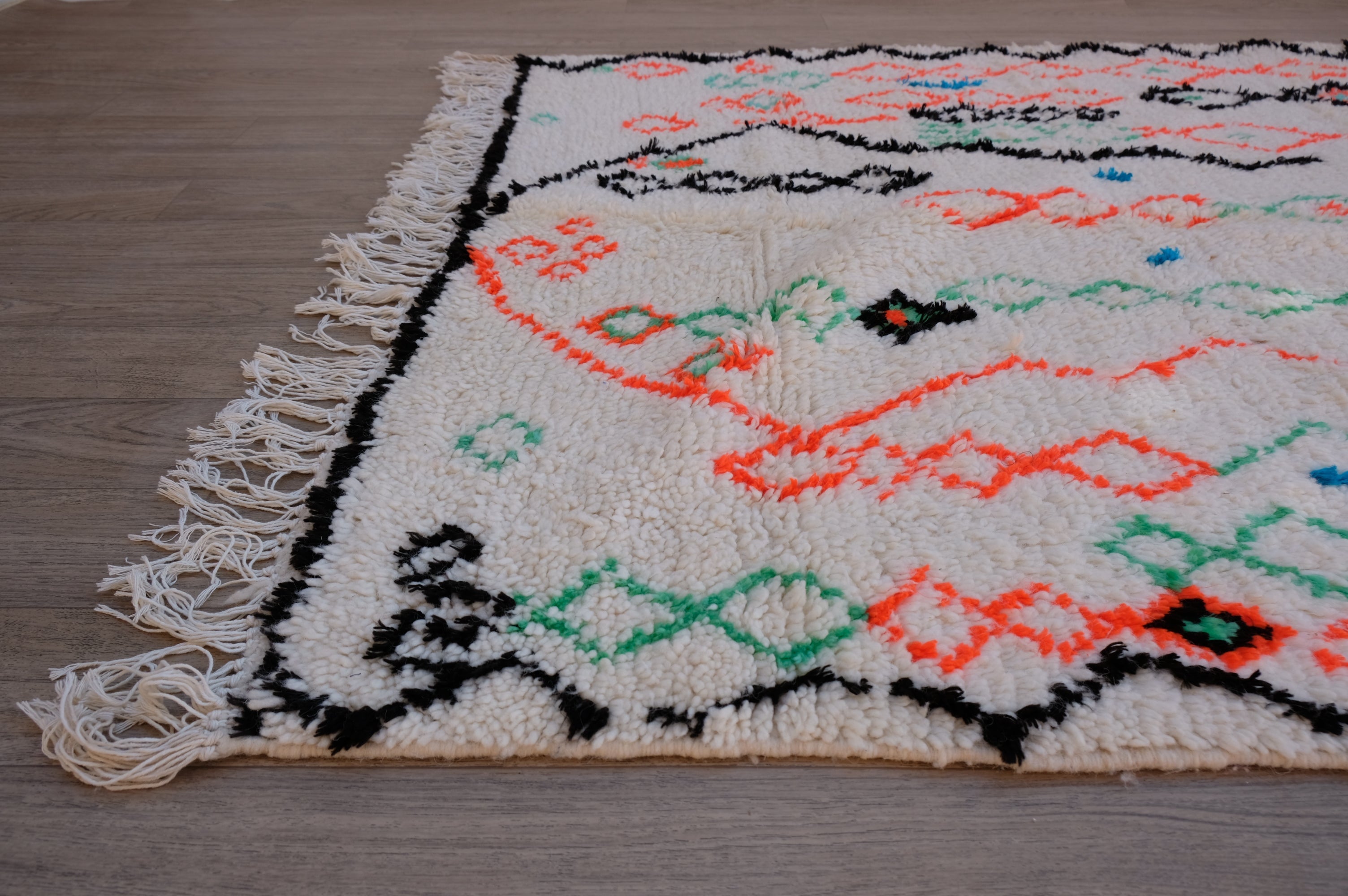 Azilal Moroccan Rug - 4'11'' x 7'10" - AZ121