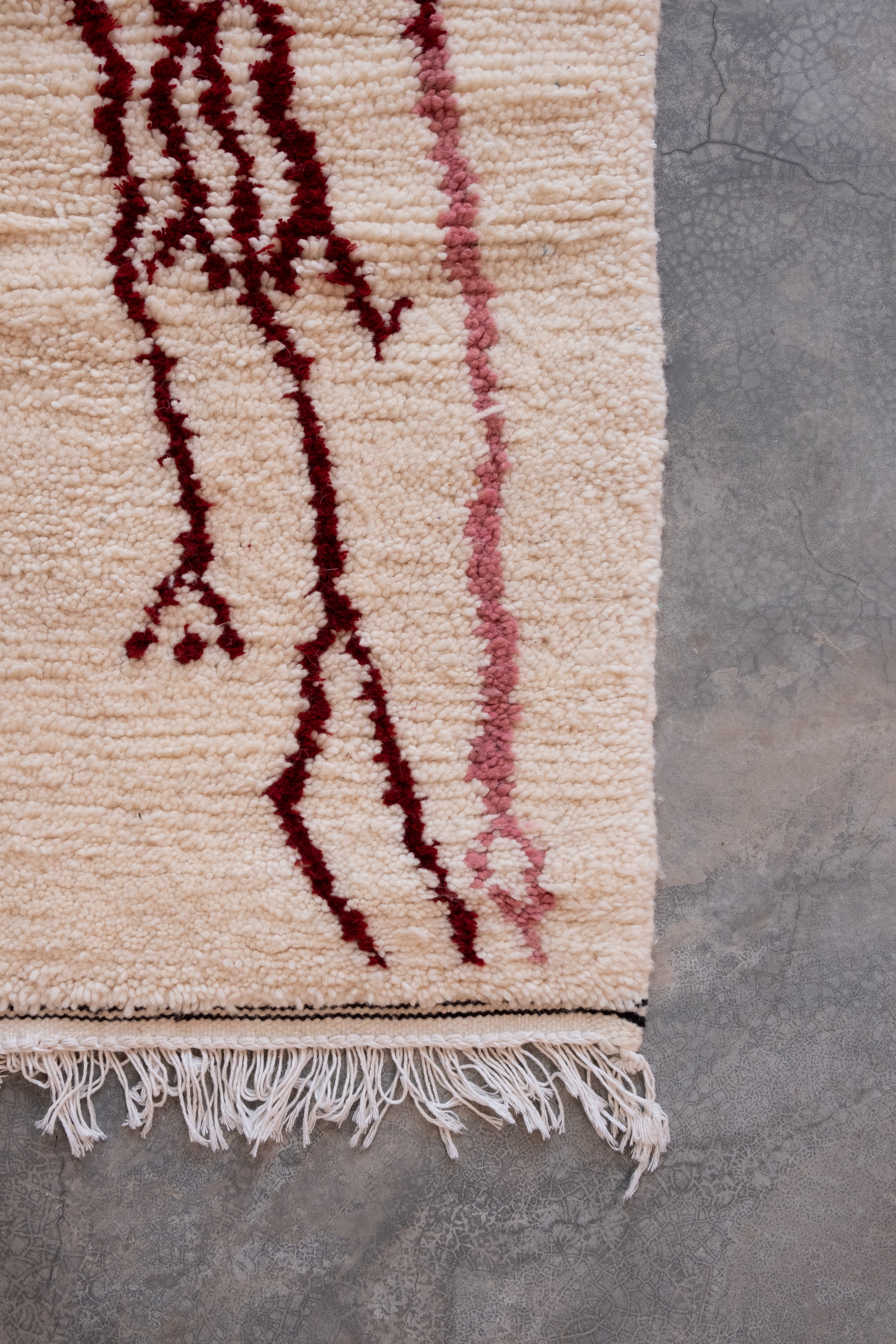 Azilal Moroccan Rug - 4'11" x 8'4" - AZ408