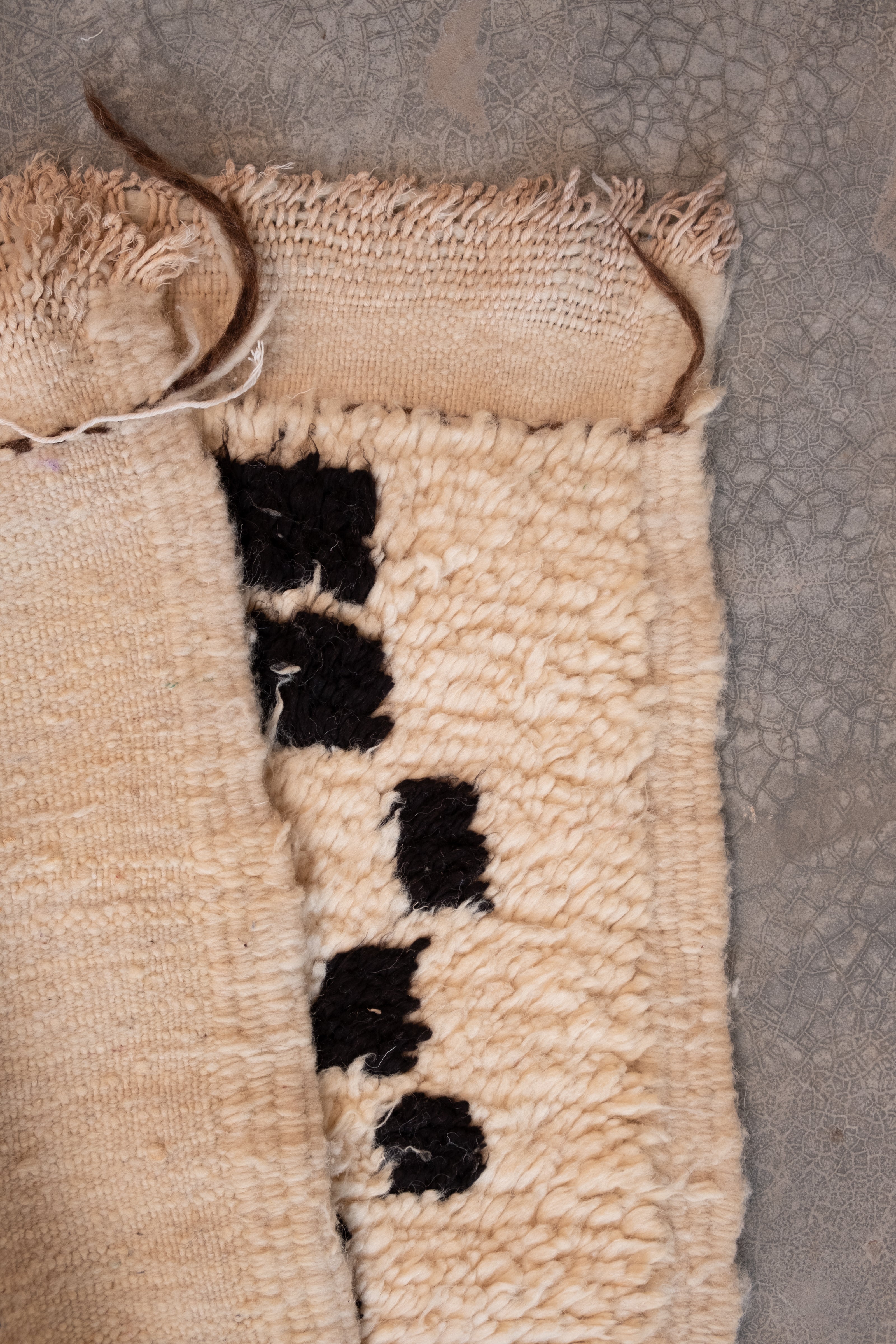 Azilal Moroccan Rug - 4'7" x 8'9" - AZ416