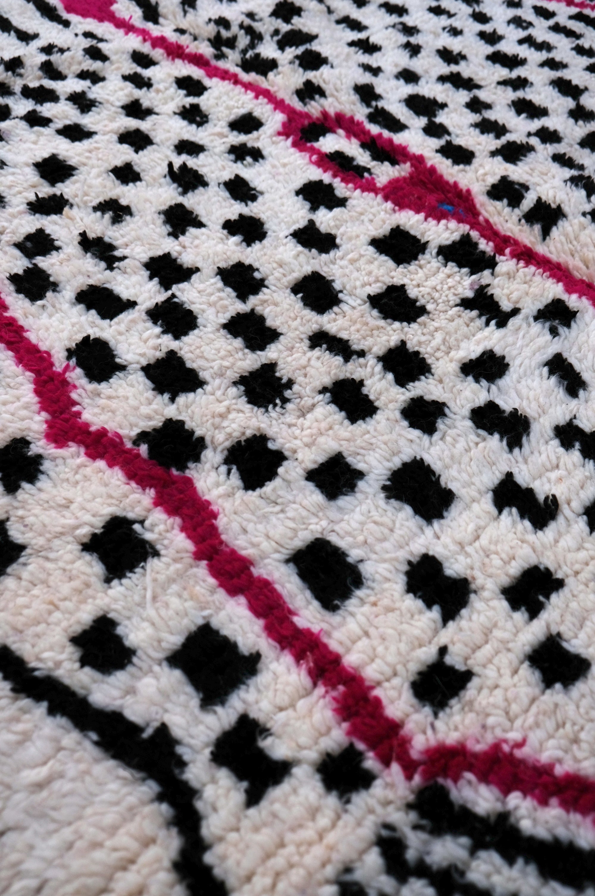 Azilal Moroccan Rug - 4'11'' x 8'2" - AZ103