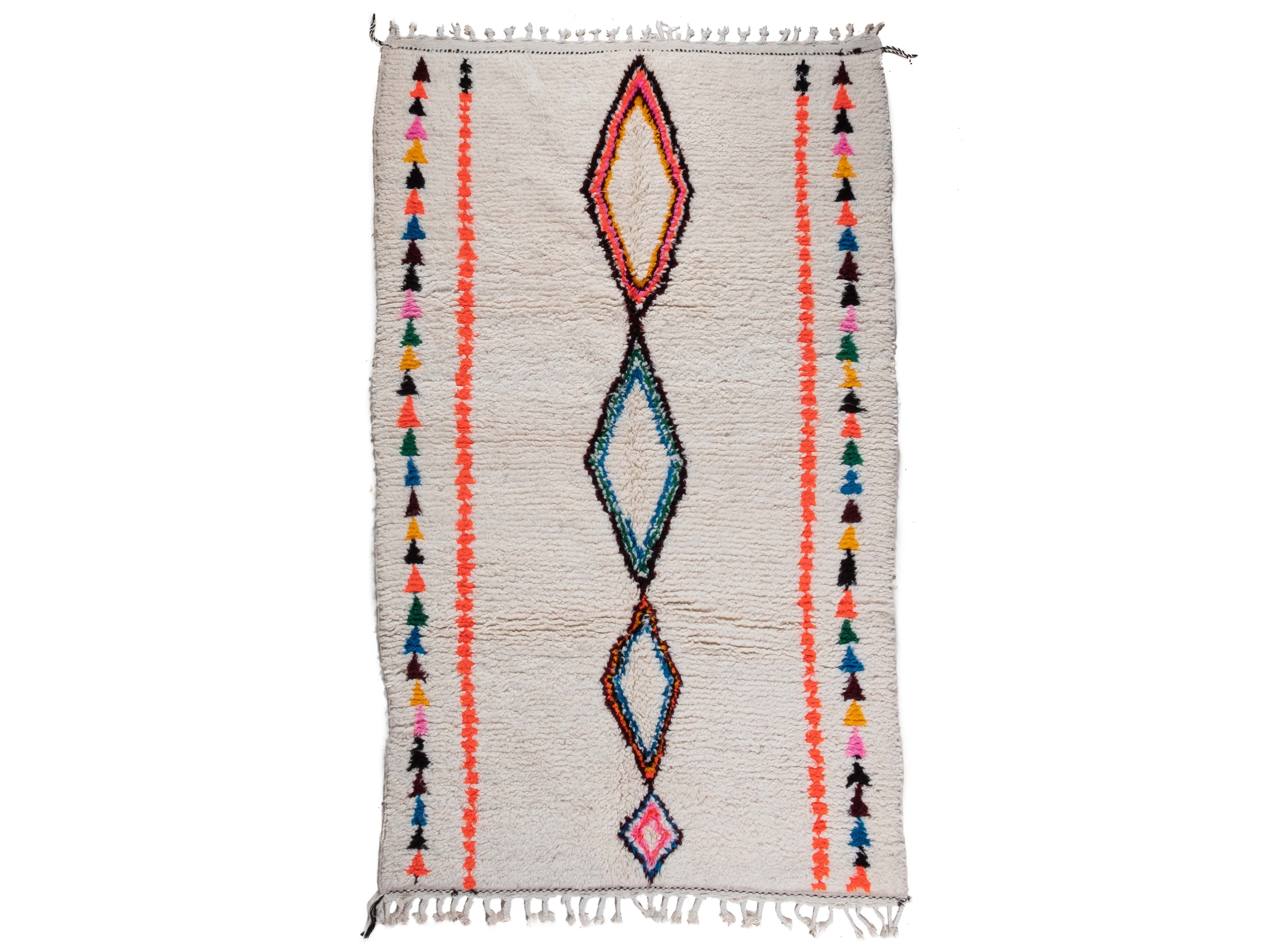 Azilal Moroccan Rug - 4'7'' x 8' - AZ105