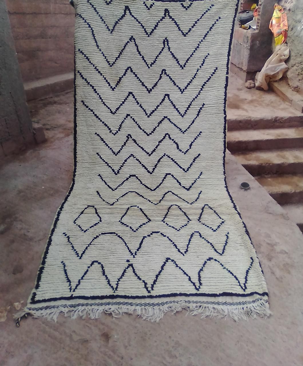 Azilal Moroccan Rug - 4'5'' x 9' - AZ108