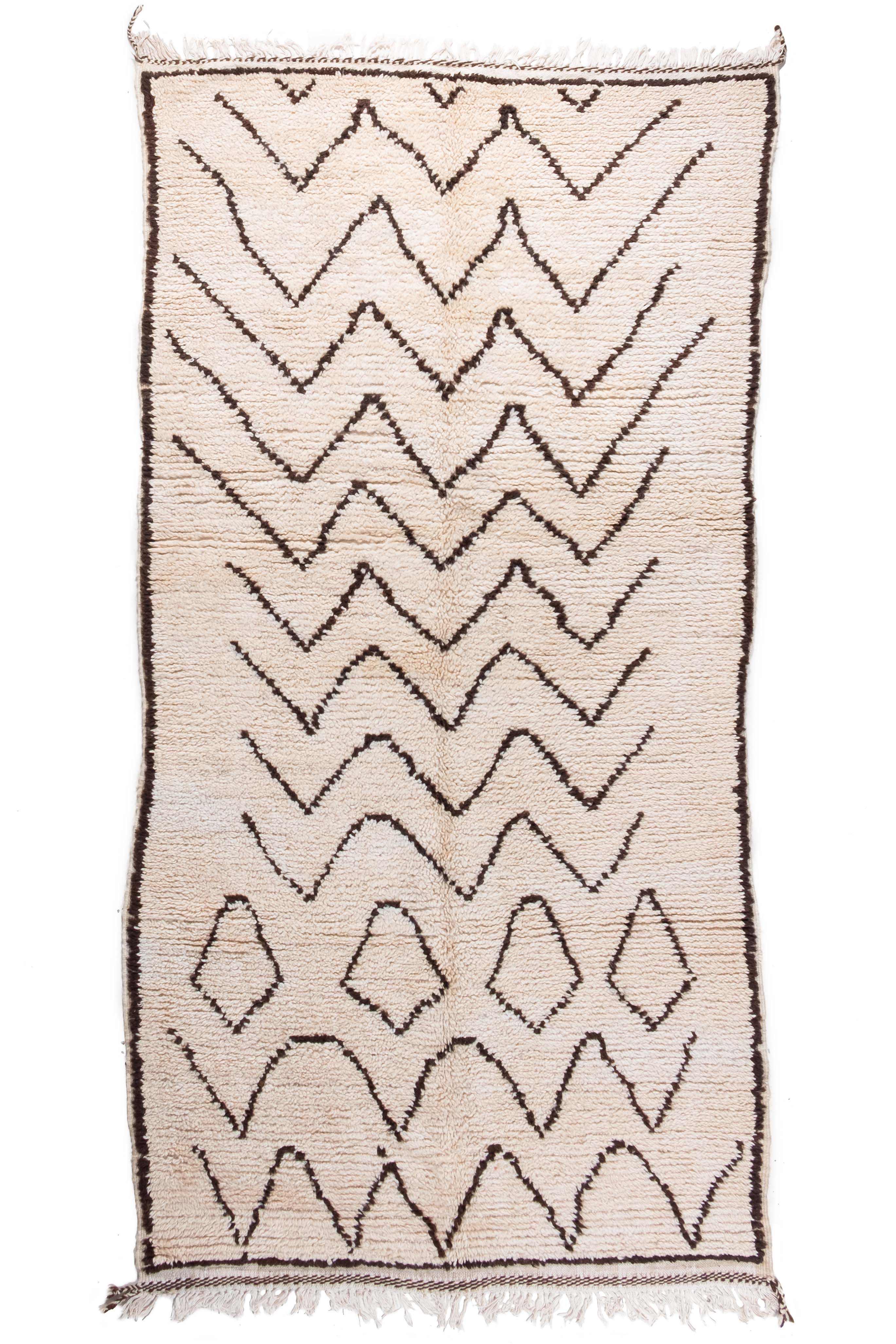 Azilal Moroccan Rug - 4'5'' x 9' - AZ108