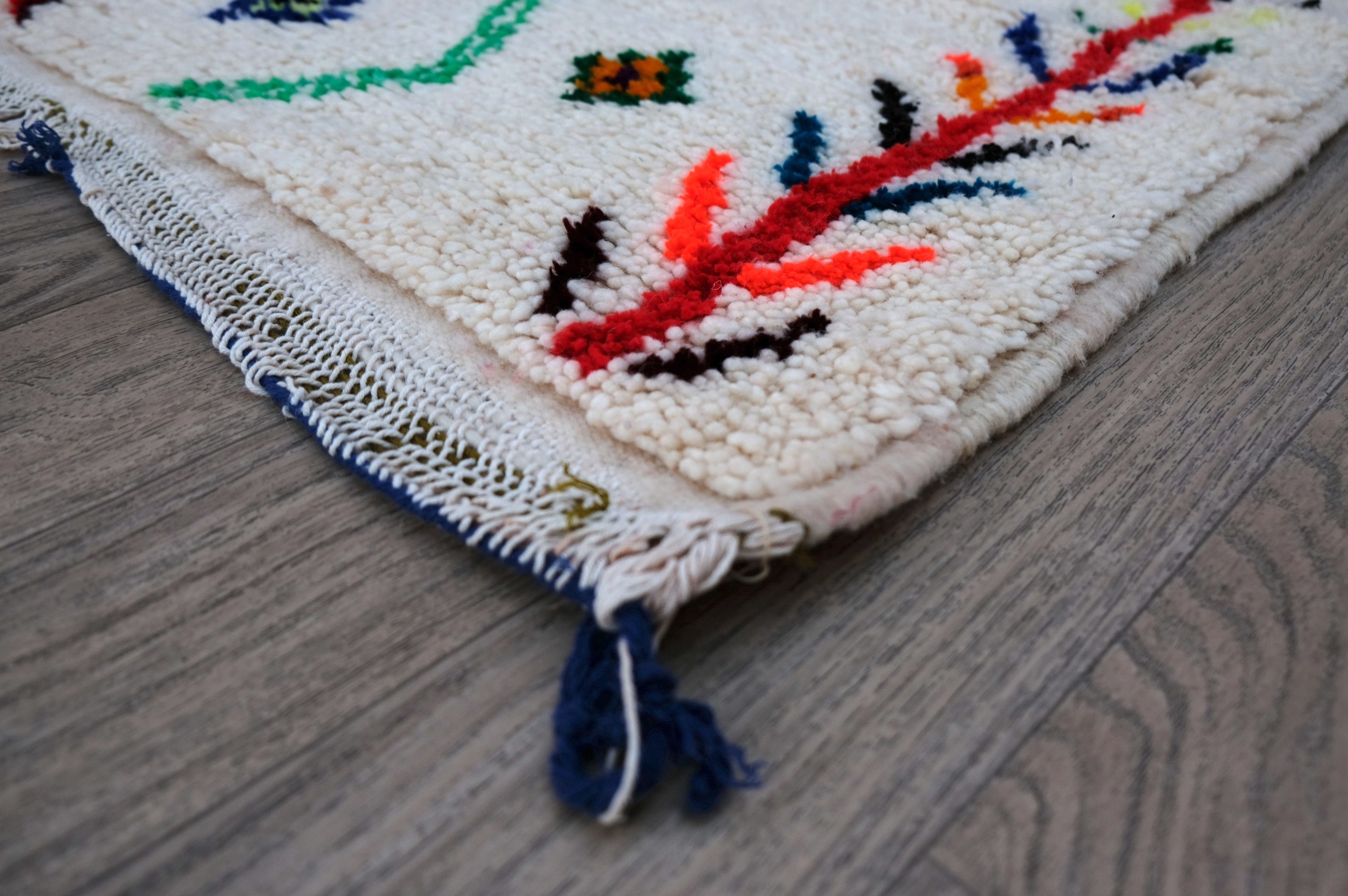 Azilal Moroccan Rug - 4'11'' x 9'2" - AZ111