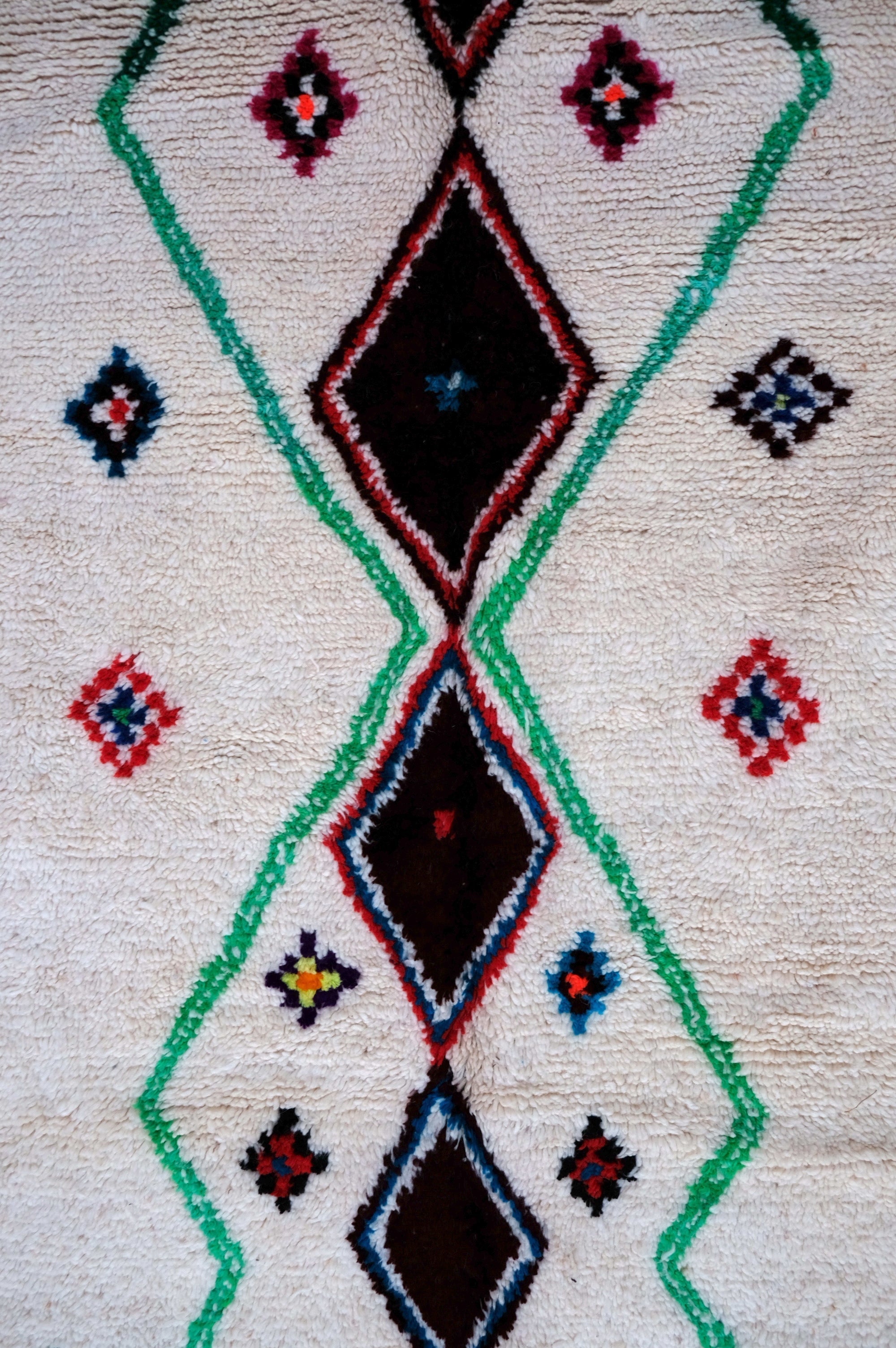 Azilal Moroccan Rug - 4'11'' x 9'2" - AZ111
