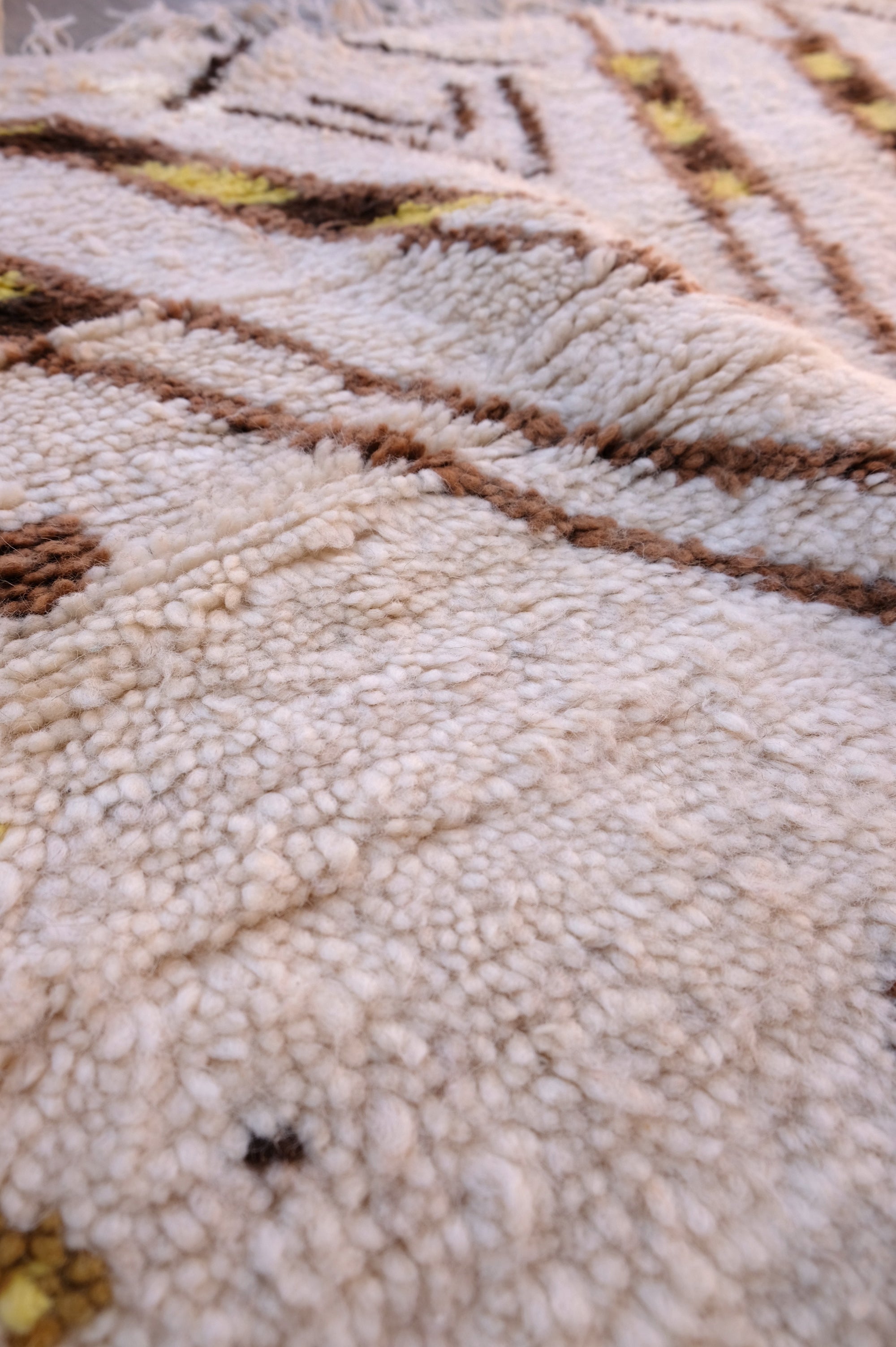Azilal Moroccan Rug - 4'3'' x 7'3" - AZ119