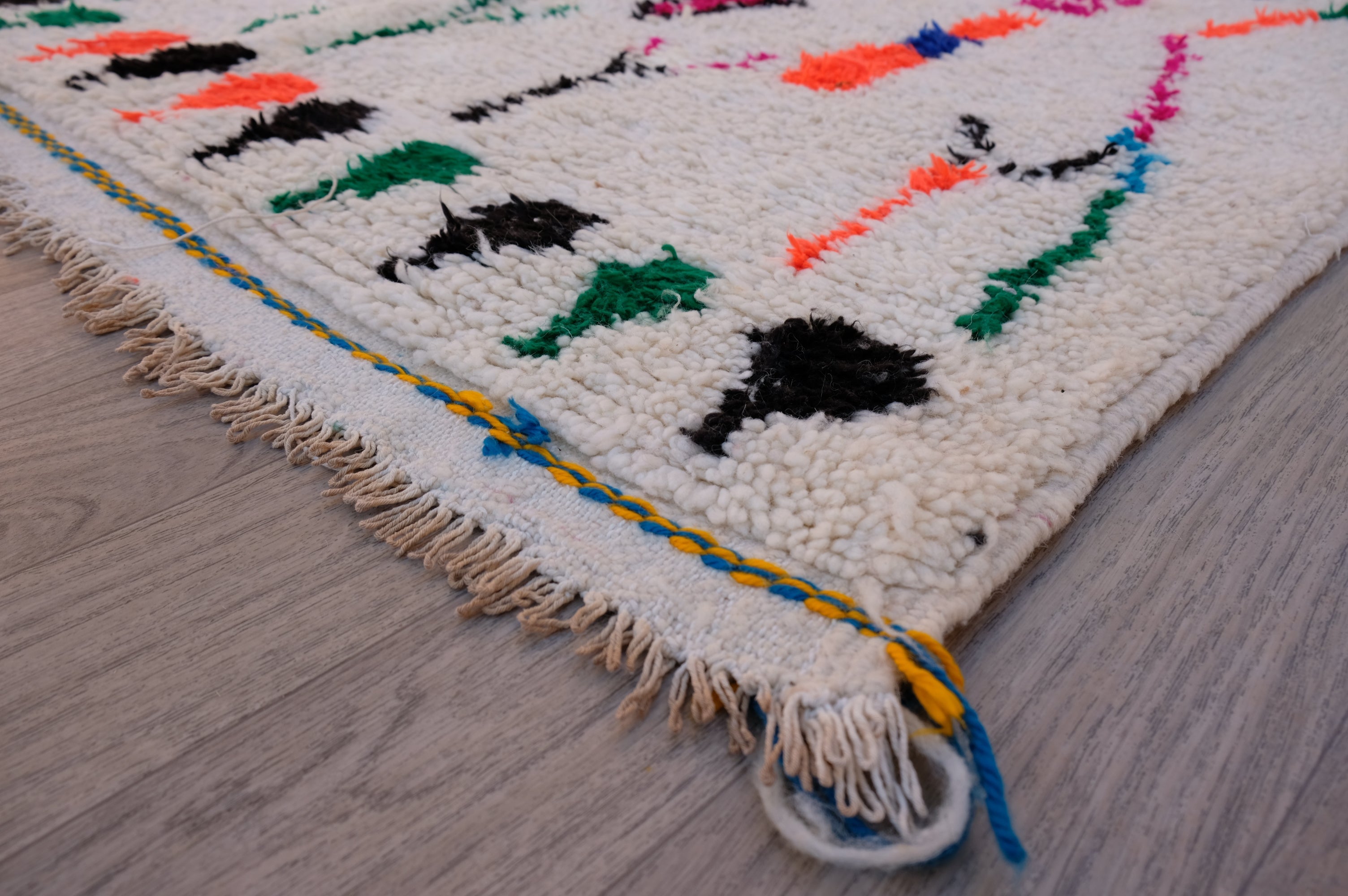 Azilal Moroccan Rug - 5'2'' x 8'2" - AZ123
