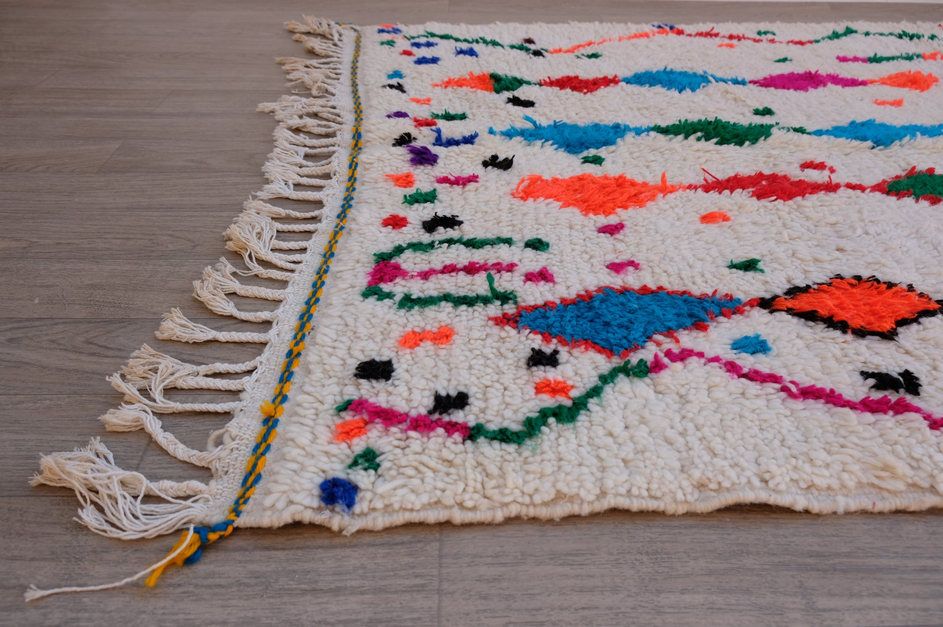 Azilal Moroccan Rug - 5'2'' x 8'2" - AZ123